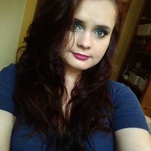 Meet your Posher, Lydia